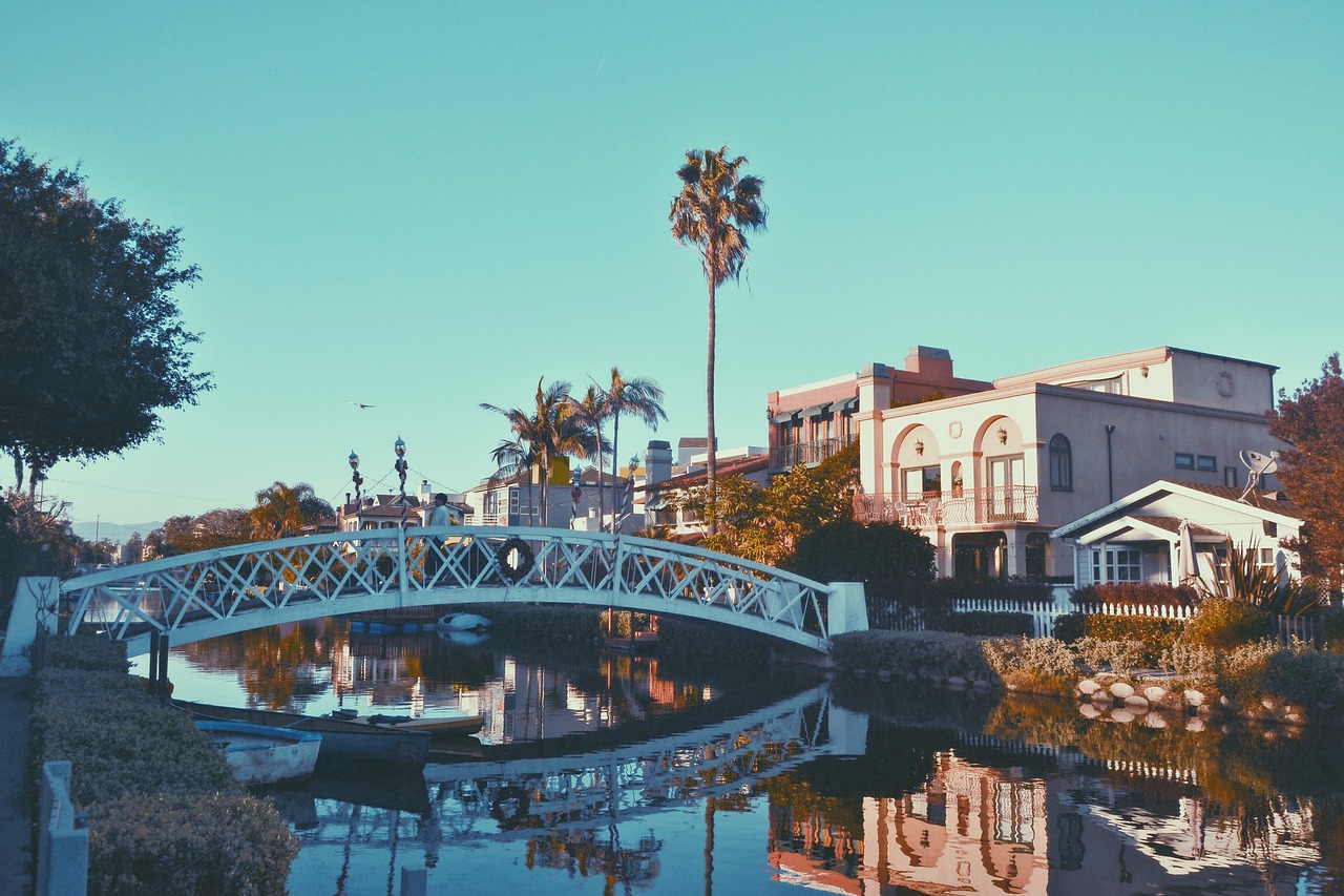 Walk-In Clinics in Los Angeles, CA: What Patients Need to Know in 2026
