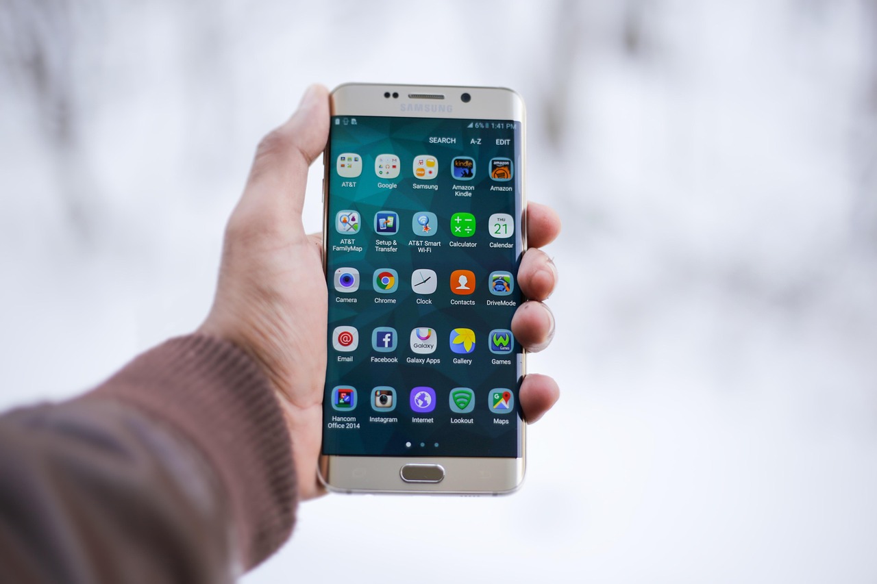 Roseeukor vs. Other Font Apps: Which is Best for Your Samsung Device?
