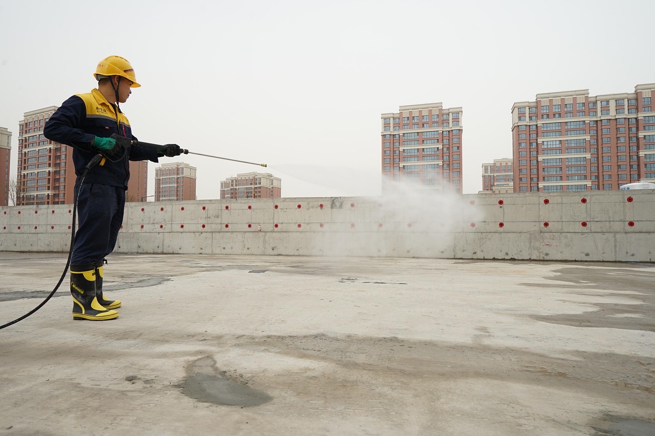 Essential Safety Gear You’ll Find At Your Dubai Hardware Store