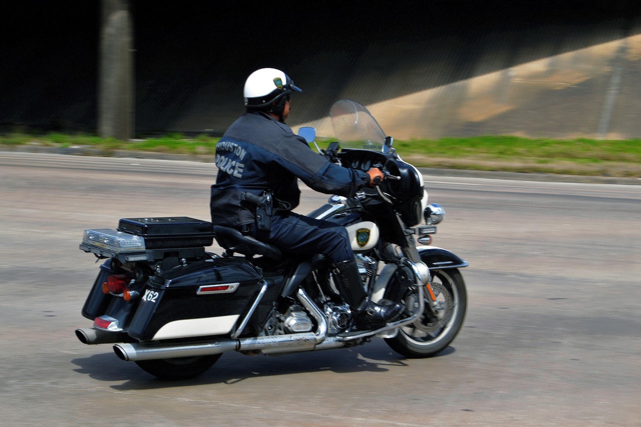 Emergency Motorcycle Towing In Queens: Fast And Safe