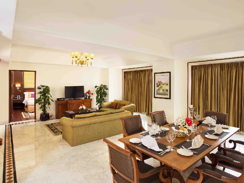 Stay at Premier 5 Star Hotels in Delhi for Ultimate Luxury