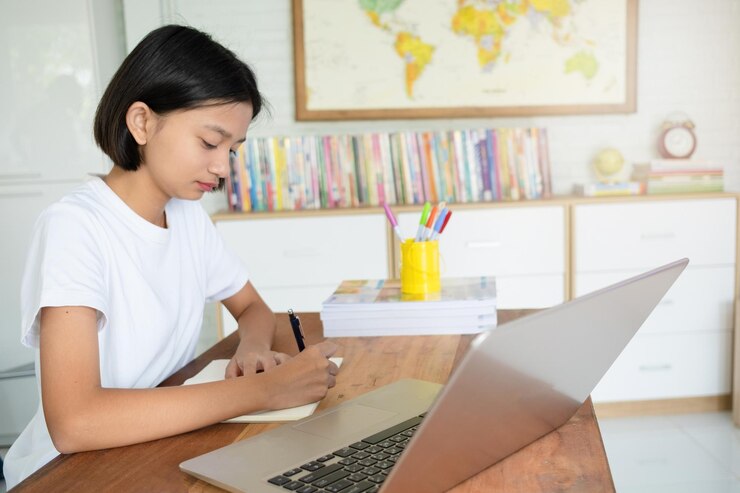 Top-Rated CPA Study Courses: How To Pick The Right One?